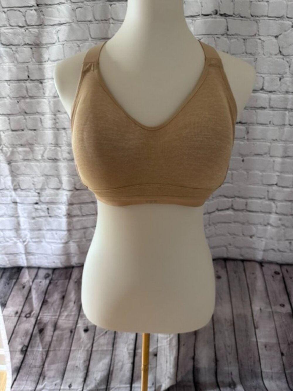 NWOT VSX Victoria's Secret Beige Wireless Racerback Sports Bra 38C